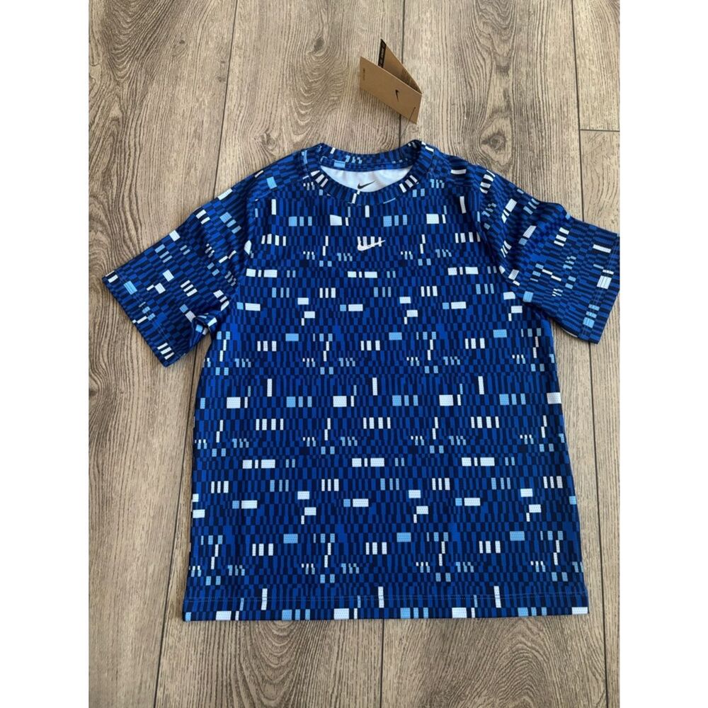 Nike Blue and Light Blue Patterned Athletic Tee